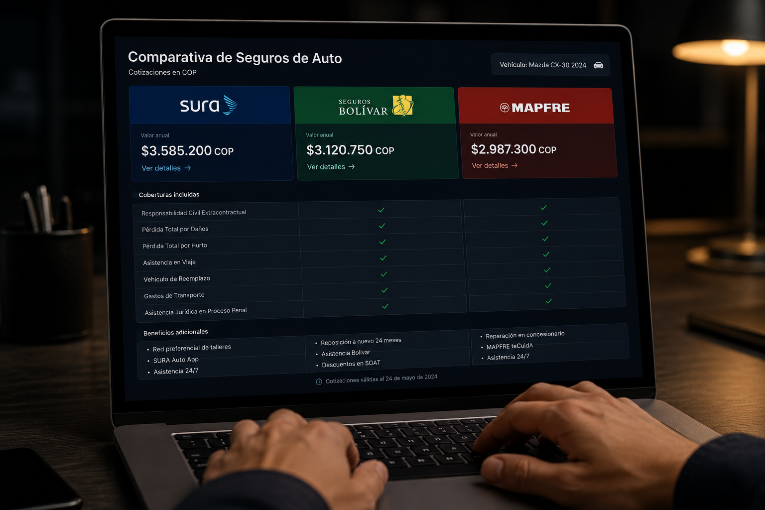 Pantalla con comparativa de cotizaciones de seguros todo riesgo de Sura, Bolívar y Mapfre en Colombia